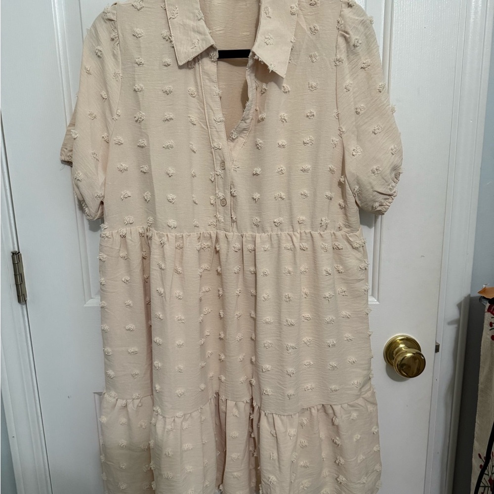V ery J Cream Textured Dress *EXCELLENT USED CONDITION*